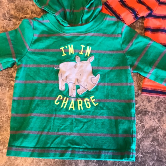 Set of 2 size 6-9M hooded tops - Picture 2 of 7